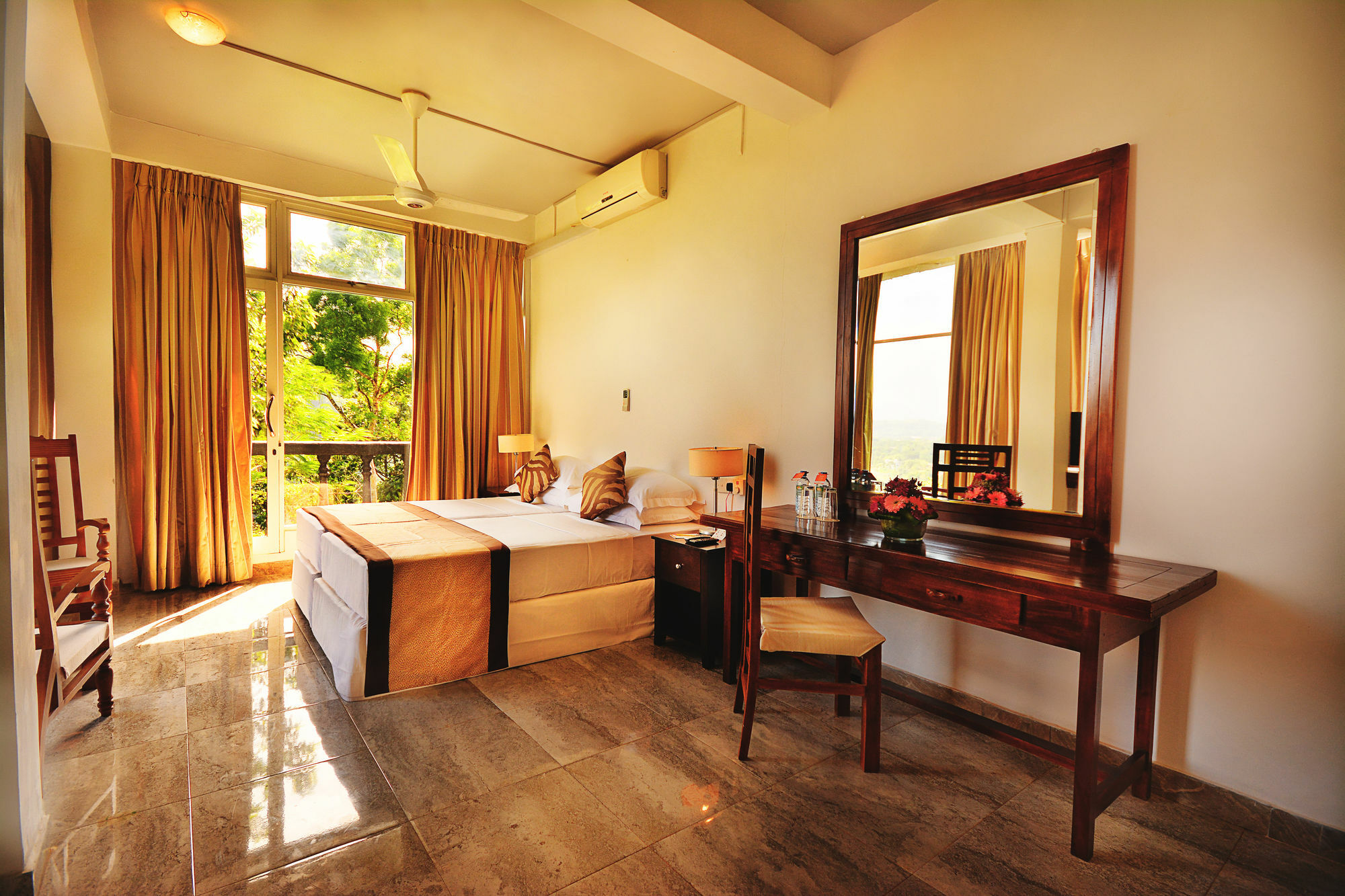 Oyo 441 Kandy Hill Bungalow Ngoại thất bức ảnh